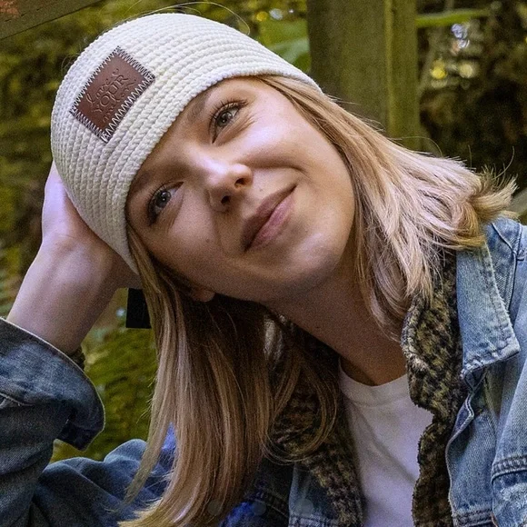 BRAND NEW Love Your Melon Cream Knit Headband Head Wrap NEW - NWOT - Picture 5 of 5